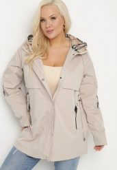 Beżowa Kurtka Parka z Kapturem i Kieszeniami Eradilla. Brązowe kurtki damskie Born2be, plus size, z aplikacjami, z kapturem. Za 319.99 zł.