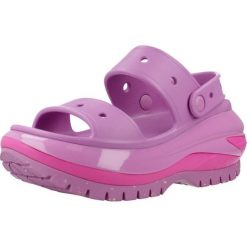 Klapki Crocs Model Classic Mega Crush Sandal Kolor Fioletowy. Fioletowe klapki damskie Crocs, bez wzorów, z gumy, bez obcasa, na platformie, bez zapięcia. Za 312.10 zł.