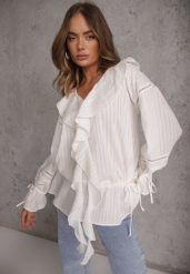 Biała Eteryczna Bluzka z Bawełny Zdobiona Falbankami i Ściągaczem w Pasie Cezarelle. Białe bluzki damskie Renee, l, z aplikacjami, z bawełny, bez kołnierzyka, bez ramiączek. Za 169.99 zł.