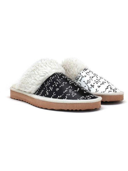 Goby Kapcie w kolorze czarno-białym rozmiar: 42. Białe kapcie damskie Goby. Za 130.99 zł.