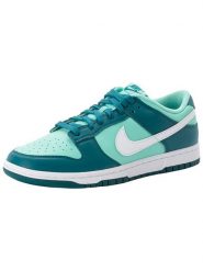 Nike Sportswear Skórzane sneakersy "Dunk Low" w kolorze turkusowym rozmiar: 38,5. Niebieskie obuwie sportowe damskie Nike Sportswear, bez zapięcia. Za 343.41 zł.