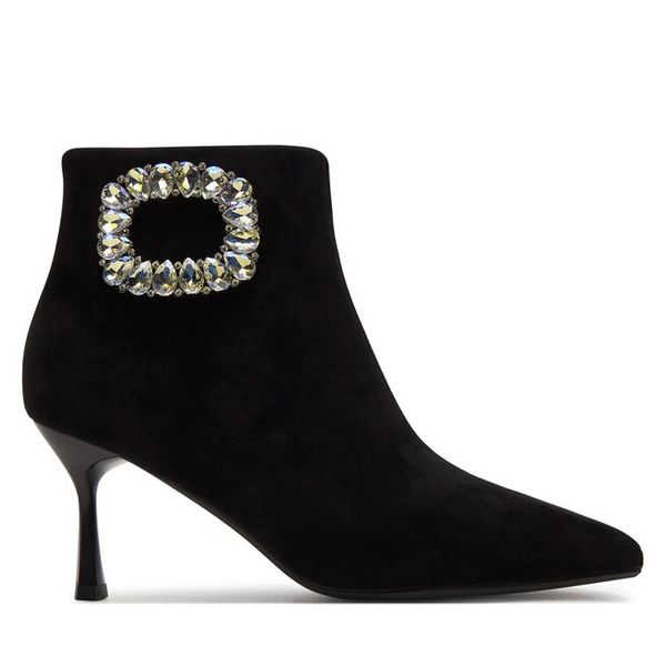 Botki GOE. Czarne botki damskie GOE, bez obcasa, na szpilce, bez zapięcia. Za 479.99 zł.