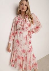 Różowa Zwiewna Sukienka z Długim Rękawem Falbanami i Wiązanym Paskiem Aezera. Czerwone sukienki damskie Born2be, bez wzorów, z jeansu, biznesowe, bez ramiączek. Za 229.99 zł.