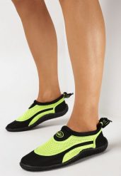 Czarno-Zielone Buty Sportowe do Wody ze Ściągaczem i Elastyczną Podeszwą Indal. Czarne obuwie sportowe damskie Born2be, żeglarskie. Za 29.99 zł.