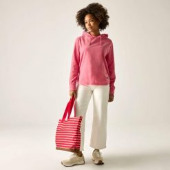 Damska bluza Mayse Marl. Czerwone bluzy damskie Regatta, bez wzorów, z kapturem. Za 99.99 zł.