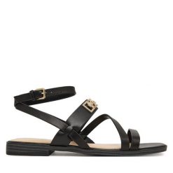 Sandały Guess. Czarne sandały damskie Guess, z aplikacjami, bez obcasa, na płaskiej podeszwie, bez zapięcia. Za 499.99 zł.