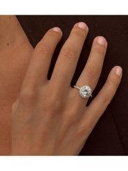 Les Petites Précieuses Srebrny pierścionek z cyrkoniami rozmiar: 56. Szare pierścionki damskie Les Petites Précieuses, z cyrkonią, srebrne. Za 228.38 zł.