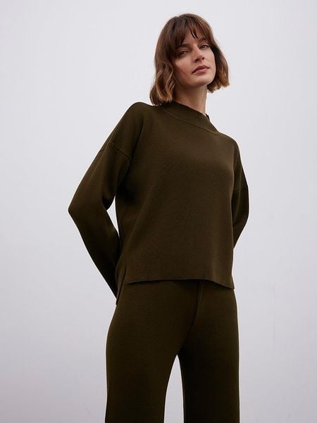 BGN Sweter w kolorze khaki rozmiar: 40. Brązowe swetry klasyczne damskie BGN, z wełny, bez kołnierzyka. Za 139.87 zł.