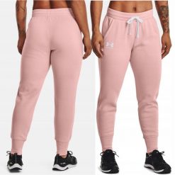 Spodnie dresowe dla kobiet Under Armour Rival Fleece Jogger. Czarne spodnie sportowe damskie Under Armour, xl, bez wzorów, z dresówki. Za 219.20 zł.
