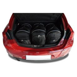 Torby Do Bagażnika Alfa Romeo Giulietta 2010-2020 3Szt Kjust. Czarne torby podróżne KJUST, bez wzorów. Za 944.00 zł.