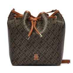 Torebka Tommy Hilfiger. Czarne torebki klasyczne damskie Tommy Hilfiger, bez dodatków. Za 699.99 zł.