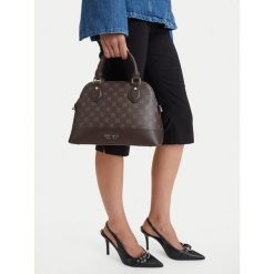 Torebka Nine West. Brązowe kuferki damskie Nine West, bez wzorów, bez dodatków. Za 249.99 zł.