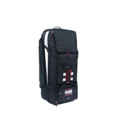 Torba na kółkach Gray-Nicolls Classic Pro Performance. Czarne torby sportowe GRAY-NICOLLS, bez wzorów. Za 891.40 zł.