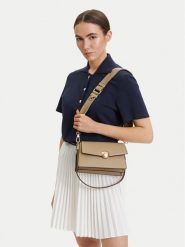 Lacoste Torebka NF5105IT Różowy. Czerwone torebki klasyczne damskie Lacoste, ze skóry, bez dodatków. Za 1,069.00 zł.