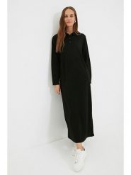 Trendyol Sukienka dzianinowa w kolorze czarnym rozmiar: L/XL. Czarne sukienki damskie Trendyol, bez wzorów, z dzianiny, bez ramiączek. Za 78.66 zł.