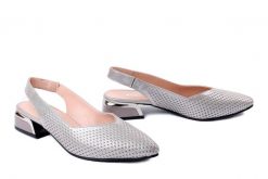 BOCCATO 049.5908 vizon saten, czółenka damskie. Żółte czółenka damskie Boccato, bez wzorów, ze skóry, bez obcasa, na obcasie. Za 314.41 zł.