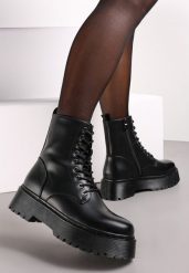 Czarne Botki w Stylu Workerów na Platformie Maialen. Czarne botki damskie Renee, z jeansu, eleganckie, bez obcasa, na platformie, bez zapięcia. Za 119.99 zł.