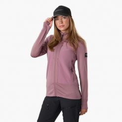 Bluza polarowa Wędrówki damska Swedemount Trondheim Wind Mid Layer Full Zip. Fioletowe bluzy damskie SWEDEMOUNT, bez wzorów, z polaru, bez kaptura. Za 249.99 zł.
