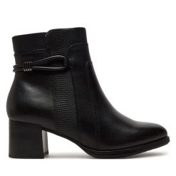 Botki Tamaris. Czarne botki damskie Tamaris, bez obcasa, na słupku, bez zapięcia. Za 569.99 zł.