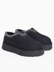 Blackfield Botki "Ben" w kolorze czarnym rozmiar: 40. Czarne botki damskie Blackfield, bez obcasa, na platformie, bez zapięcia. Za 173.99 zł.