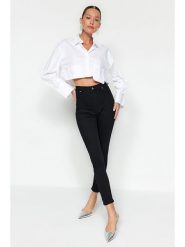 Trendyol Dżinsy - Skinny fit - w kolorze czarnym rozmiar: 44. Czarne jeansy damskie Trendyol, z podwyższonym stanem. Za 136.13 zł.