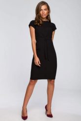 Sukienka ołówkowa z modelującymi przeszyciami czarna. Czarne sukienki damskie Stylove, bez wzorów, z poliesteru, biznesowe, bez ramiączek. Za 269.00 zł.