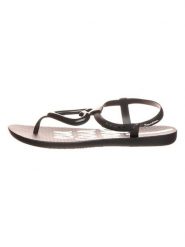 Ipanema Sandały w kolorze czarnym rozmiar: 35/36. Czarne sandały damskie Ipanema, bez wzorów, z otwartym noskiem, bez obcasa, bez zapięcia. Za 62.03 zł.