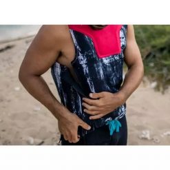 Kamizelka do sportów wodnych Duotone KITE VEST SEAT. Czarne kamizelki damskie DUOTONE, m, bez wzorów, bez kaptura. W wyprzedaży za 399.00 zł.