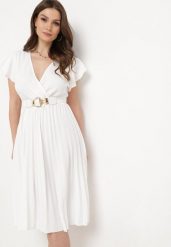 Biała Rozkloszowana Sukienka Midi z Kopertową Górą i Plisowanym Dołem Alissu. Białe sukienki damskie Born2be, bez wzorów, eleganckie, bez ramiączek. Za 89.99 zł.
