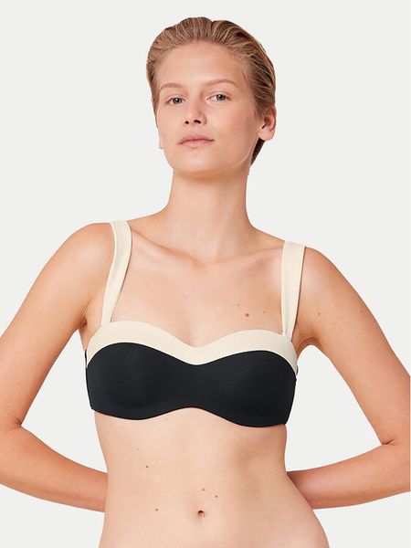 Triumph Góra od bikini Summer Glow 10218129 Czarny. Czarne bikini Triumph, bez wzorów, z syntetyku. Za 149.99 zł.