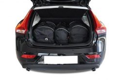 Torby Do Bagażnika Volvo V40 Cross Country 2012-2019 3Szt Kjust. Czarne torby podróżne KJUST, bez wzorów, z kauczuku. Za 944.00 zł.