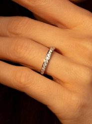 OR ÉCLAT Złoty pierścionek "Engagement" z cyrkoniami rozmiar: 54. Szare pierścionki damskie Or Éclat, z cyrkonią, złote. Za 1,112.23 zł.