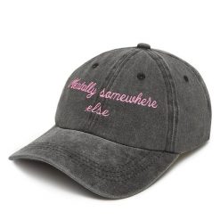 Czapka z daszkiem DeeZee. Czarne czapki z daszkiem damskie DeeZee, bez wzorów. Za 49.99 zł.