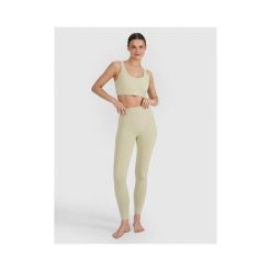 Legginsy do jogi i pilatesu szybkoschnące damskie 4F 4FWSS25TFTIF323. Zielone legginsy damskie 4F, bez wzorów, z elastanu, na jogę i pilates. Za 91.99 zł.