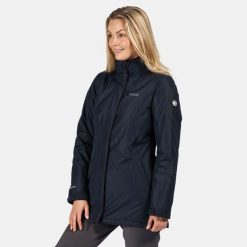 Kurtka Ocieplana Damska Blanchet II Przeciwdeszczowa. Niebieskie kurtki damskie Regatta, xs, bez wzorów, z materiału, z kapturem. Za 135.99 zł.