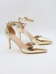 Bellucci Czółenka w kolorze złotym rozmiar: 39. Żółte czółenka damskie Bellucci, bez wzorów, bez obcasa, na szpilce. Za 121.99 zł.