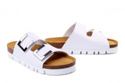 DR. BRINKMANN 700349-03 weiss, klapki damskie. Białe klapki damskie Dr. Brinkmann, bez wzorów, bez obcasa, bez zapięcia. Za 230.93 zł.