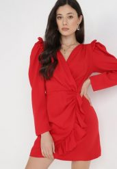 Czerwona Sukienka Nemorrya. Czerwone sukienki damskie Born2be, bez wzorów, bez ramiączek. W wyprzedaży za 135.99 zł.
