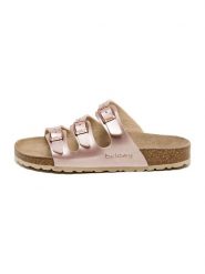 Billowy Klapki w kolorze jasnoróżowym rozmiar: 36. Różowe klapki damskie Billowy, bez wzorów, z otwartym noskiem, bez obcasa, bez zapięcia. Za 126.99 zł.