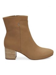 TOMS Skórzane botki w kolorze jasnobrązowym rozmiar: 41. Brązowe botki damskie TOMS, eleganckie, bez obcasa, bez zapięcia. Za 346.99 zł.
