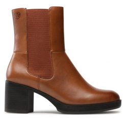 Botki Caprice. Brązowe botki damskie Caprice, bez obcasa, na słupku, bez zapięcia. Za 569.99 zł.