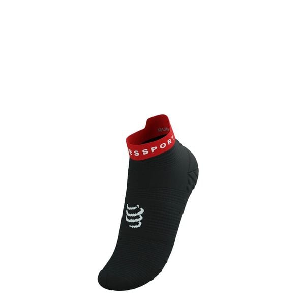 Skarpety do biegania Compressport Pro Racing Socks v4.0 Run Low. Czarne skarpetki damskie Compressport, bez wzorów. Za 83.99 zł.