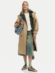 Desigual Trencz Chaq Polo 26SWEW12 Brązowy Regular Fit. Brązowe płaszcze damskie Desigual, s, bez wzorów, z bawełny, bez kaptura. Za 969.99 zł.