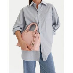 Torebka MEXX. Czerwone kuferki damskie Mexx, bez wzorów, bez dodatków. Za 259.99 zł.