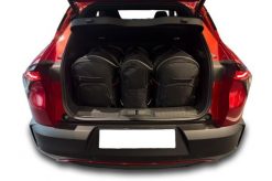 Torby Do Bagażnika Alfa Romeo Junior Mhev 2024+ 3Szt Kjust. Czarne torby podróżne KJUST, bez wzorów, z kauczuku. Za 921.00 zł.