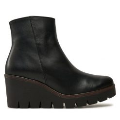 Botki Gabor. Czarne botki damskie Gabor, bez obcasa, na koturnie, bez zapięcia. Za 379.99 zł.