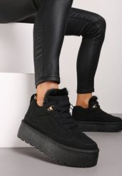 Czarne Sneakersy Vices w Stylu Śniegowców na Platformie z Ozdobnym Futerkiem Nalirea. Czarne obuwie sportowe damskie Born2be, na zimę, z wełny, bez zapięcia. Za 89.99 zł.