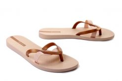 IPANEMA Kirei FEM 81805 beige/gold, klapki japonki damskie. Brązowe klapki damskie Ipanema, bez wzorów, bez obcasa, bez zapięcia. Za 47.99 zł.