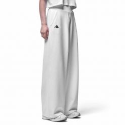 Spodnie damskie Kappa Gefron Athleisure. Białe spodnie dresowe damskie Kappa, bez wzorów, długie. Za 335.00 zł.