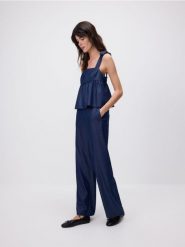 Jeansy wide leg z rozcięciem - granatowy. Niebieskie jeansy damskie Reserved. W wyprzedaży za 109.99 zł.